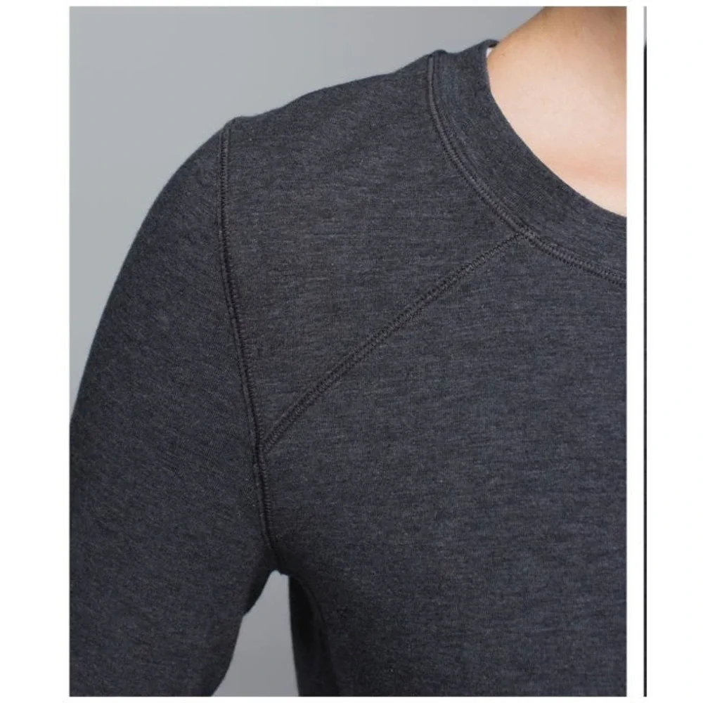 Lululemon Find Your Zen Long‎ Sleeve Active Top